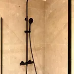 By Aimee - 20m From The & In Centre! 公寓